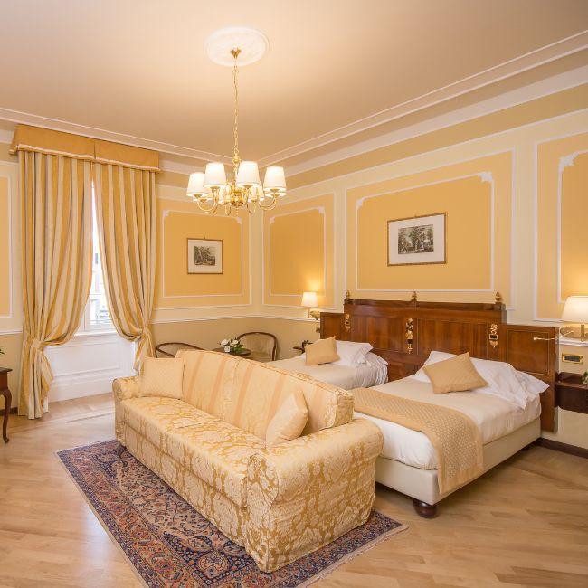 Grand Deluxe