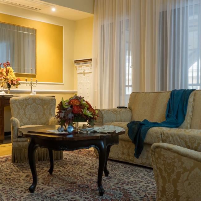 Suite | Suites