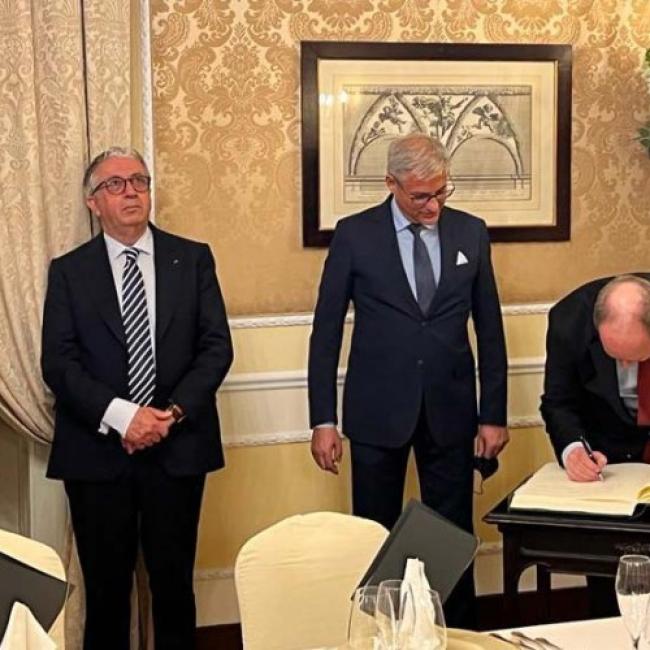 Il Principe Alberto al Bristol | Prince Albert at Hotel Bristol Palace